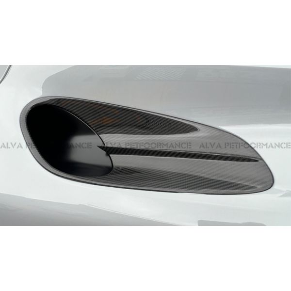 Replacement Dry Carbon Fiber Body Kits For McLaren GT Featuring Front Lip Side Skirts Rear Diffuser Rear Wing Trunk Lid