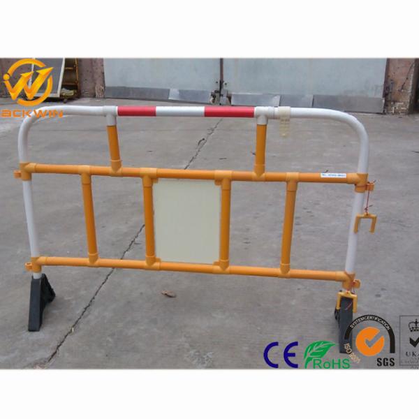 Safety Plastic Traffic Barriers , PVC Portable Road Barriers Control Size 1500*1000mm