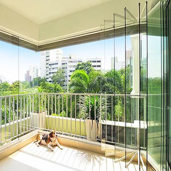 4mm 6mm 8mm 9mm Seguridad de vidrio endurecido Puerta corredera plegable Ahorro de energía clara Puertas y ventanas de vidrio corredera y plegable