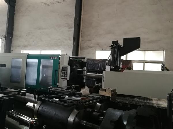 Thermoplastic Plastic Mold Injection Machine 360 Ton Energy Saving Full Automatic