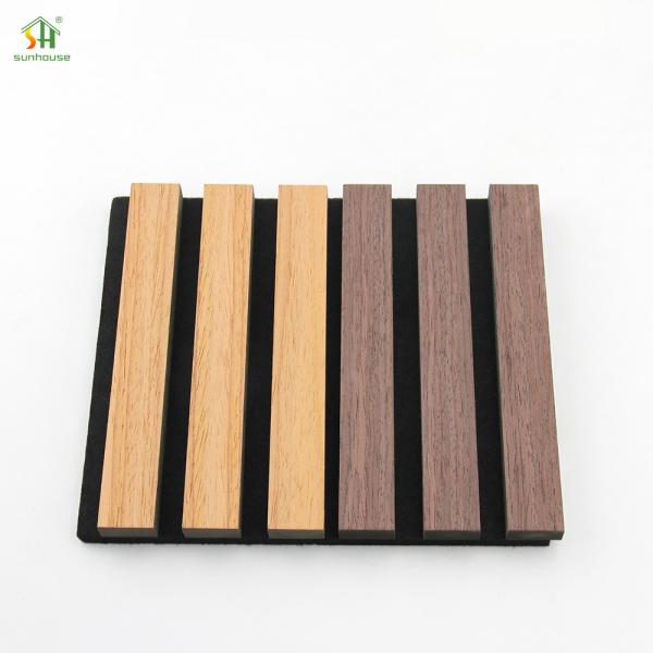 Grátis Absorção sonora Material de decoração de construção Fibra de poliéster Painel de parede acústico de madeira
