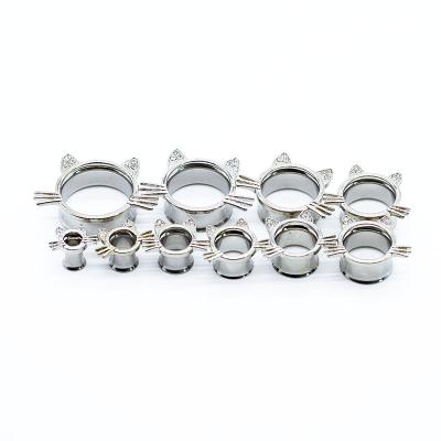 A tomada de aço inoxidável da orelha 304 escava um túnel o ODM de prata do OEM de Cat Small Gauge Earrings