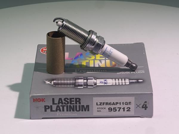 LZFR6AP11GS NGK Iridium Spark Plug 95712 BMW X5 2007-2012 0 037 663