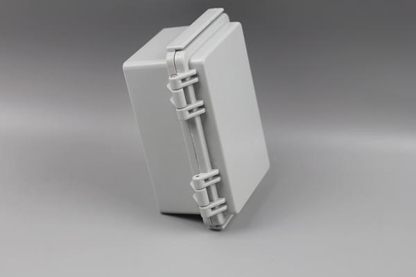 Hinged Cover Stainless Steel Latch 150x100x70mm Junction Box with Mounting Plate, Universal IP67 Project Box Waterproof