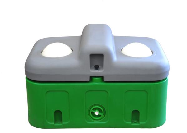 Freeze Proof Plastic Water Trough / Animal Domestic Water Storage Tank