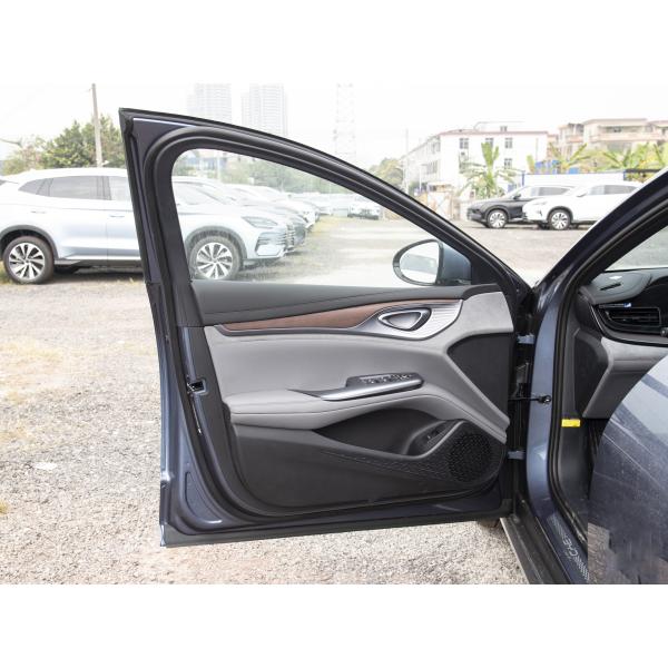 4800*1875*1460 Size Medium Car 2024 BYD Seal DM-i Electric Plug-in Hybrid Left Hand Drive Long Range Chinese Energy Vehicle