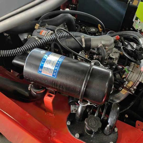 CPCD15 Gasoline Forklift Chinese GuangQing 4Y 1.5 Ton Forklift