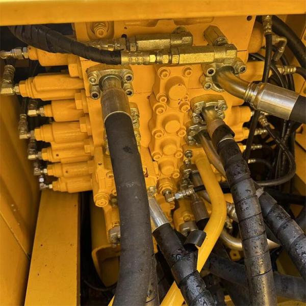 Used Komatsu PC240-8 Excavator with Cummins Engine and 690 Working Hours Crawler Japan