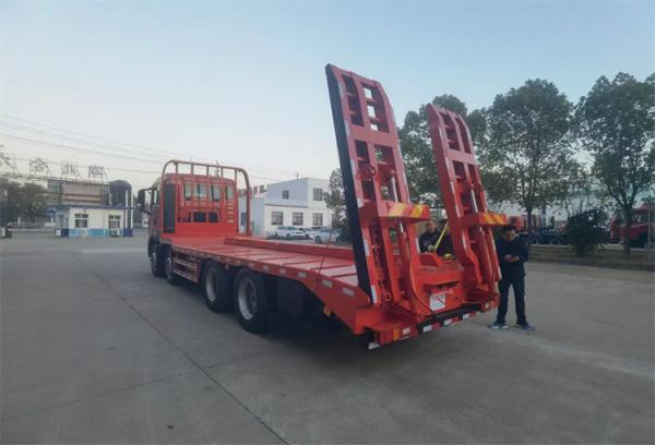 Export Euro II Reasonable HOWO 25ton Flat Low Bed Truck 9m Length Flat Bed Truck