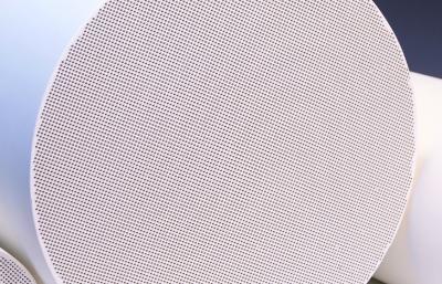 Filtro ínfimo diesel do Cordierite cerâmico super do favo de mel para conversores catalíticos