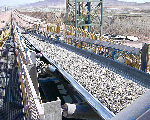 Caucho fijo minero que transporta el equipo, transportador de correa eléctrico de la planta de la mina