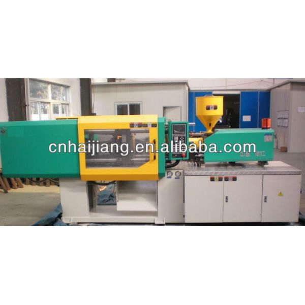 Manual Plastic Injection Molding Machine with Heating Capacity 11.65KW and Barrel Heating Power 3.8 Kw Providing Performance