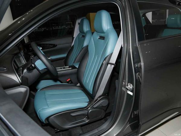 GEELY Xingyuan Pure Electric Chinese EV Car 410km Small Car Battery Fast Charging