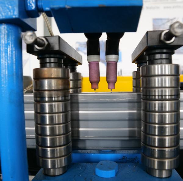 Pallet Rack Step Beams / L Tube Step Beam Rolling Forming Machine