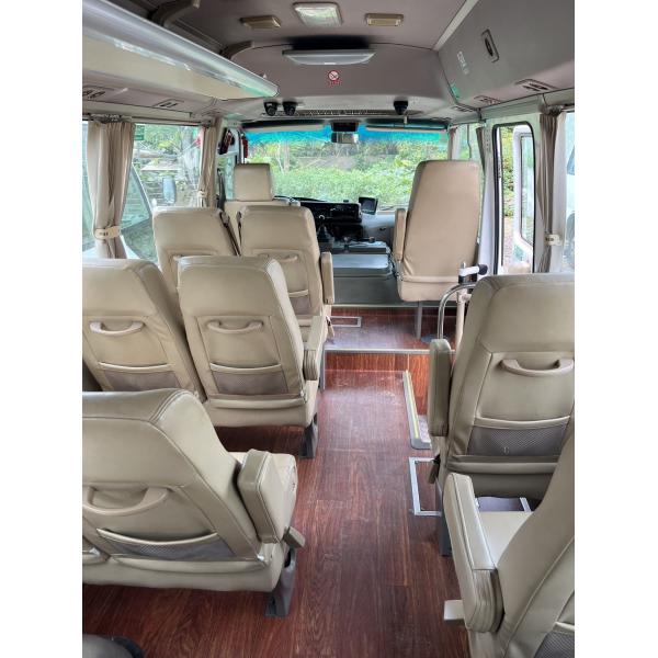 18-Seater Diesel Second-Hand Bus with 180000 Mileage and 1 Door Golden Dragon