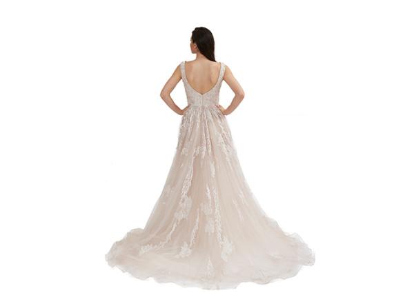 White Tulle V Neck Long Wedding Dresses / Sweep Train Ball Gown