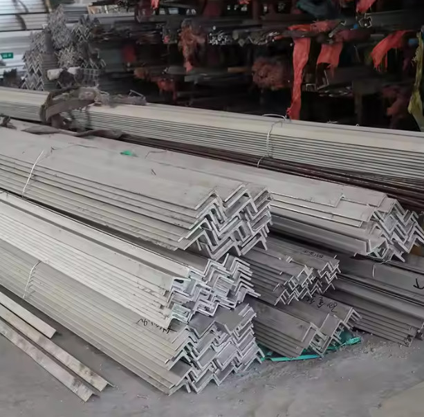 201 304 316 Stainless Steel Slotted Angle 0.2mm-200mm SS Slotted Angle