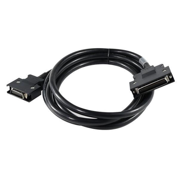 DB - 25 Hombre a DB - 50 Hombre Cable 1.2ft blindado para equipos industriales / sistemas de prueba (25 - 50 conversión de pines)
