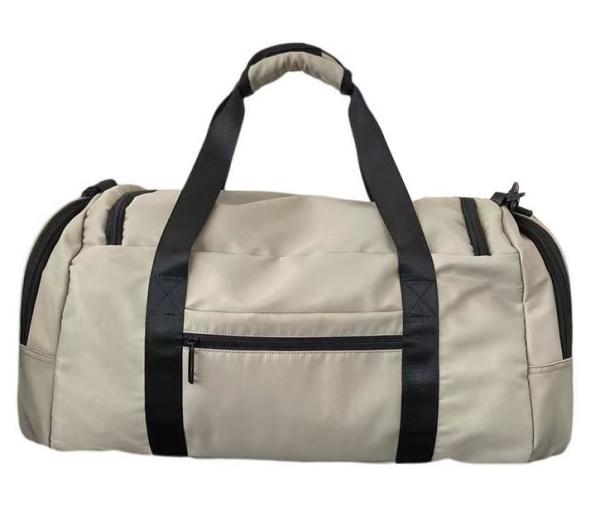 Multi Storage Spaces Personalized Duffle Bags For Sports  50-60Litres