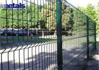 ODM 3D PVC revestido de malha de vedação soldada Painel de vedação de forma V 2,5m x 3m