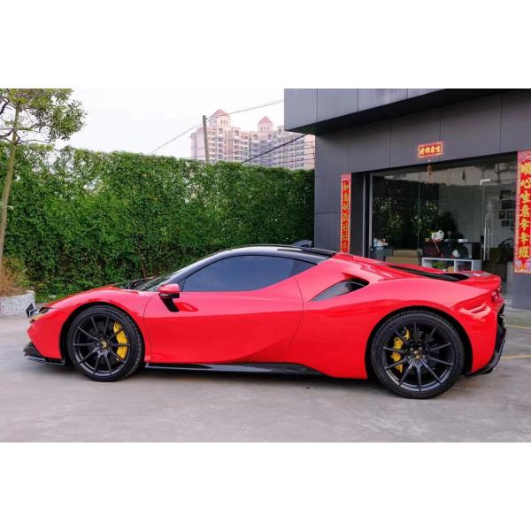 For Ferrari SF90 Dry Carbon Fiber Body Kit SF90 OEM Style Carbon Fiber Front Lip Diffuser Spoiler Side Skirt