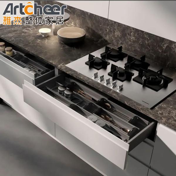 Mobiliário de cozinha moderno e elegante gabinete completo com mesa de ilha no mercado do euro