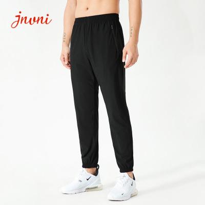 Os homens congelam os homens que de seda do bolso do lado do zíper o Activewear assenta exterior mais o tamanho