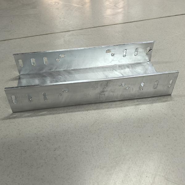 Seamless Outdoor Building Cable Tray GI Perforated Hot Dipped Galvanized