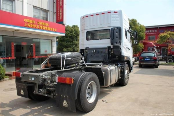 ACC Cruise Control Sinotruk Steyr D7B 380HP 4X2 Traction Truck Head 6.21*2.496*3.875M
