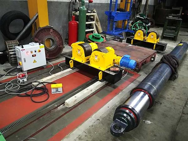 Conventional Welding Rotator Small Diameter Shaft Welding Rollers With Steel Wheels