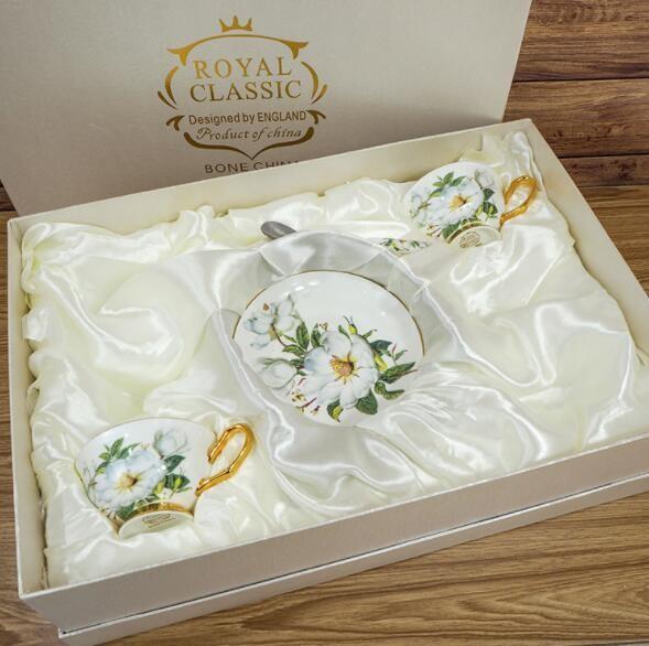 Satin Inner Cardboard Gift Packaging Boxes Matt Lamination With Ribbon Bow