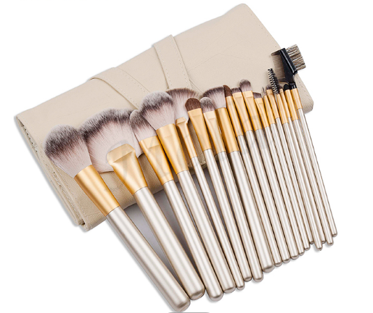 Essential 18pcs Goat Hair Makeup Brush Set Wood Handle Aluminum Ferrule
