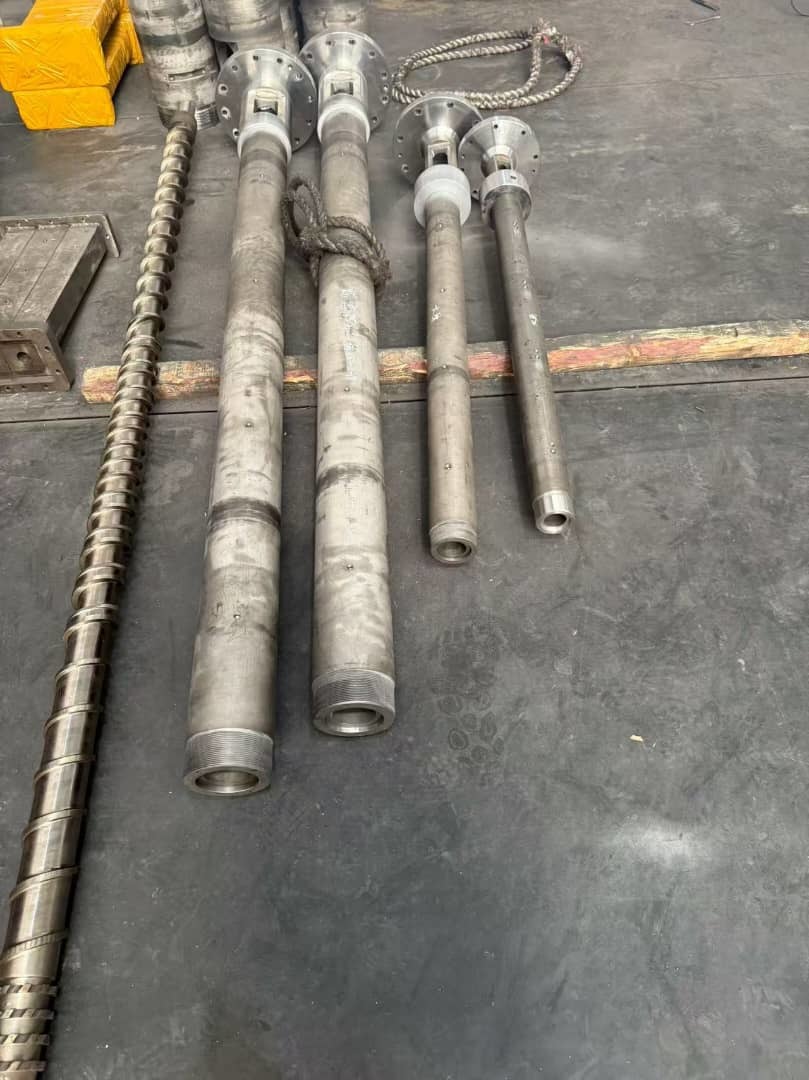 Nitriding Treated 38CrMoAlA Single Screw Extruder Screw Barrel with 0.015mm Barrel Straightness for Long-Term Extrusion