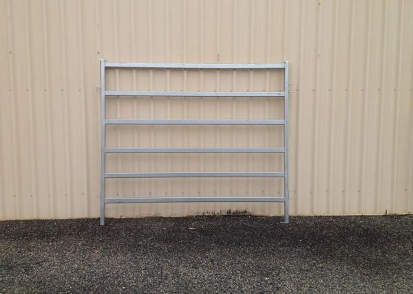 1.8x2.1m Heavy Duty Cattle Panel Australia Standard Galvanized Livestock Yard