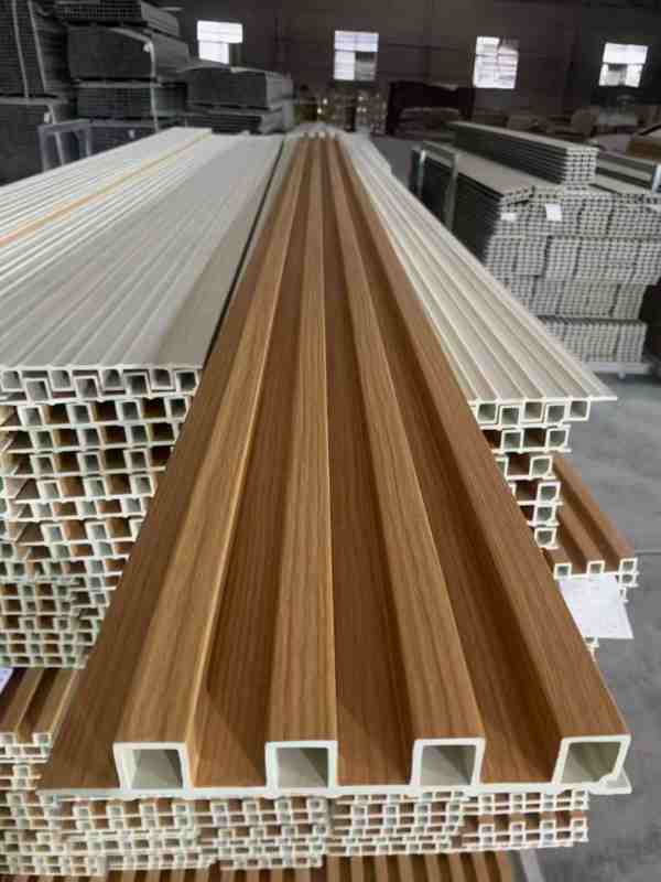 3D Wooden Texture Waterproof 160*20mm Interior WPC Fluted Slat Wall Board