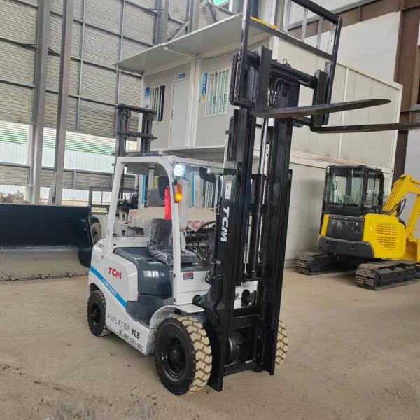 3ton Second Hand TCM Forklift Japanese Engine 2nd Hand Reach Truck