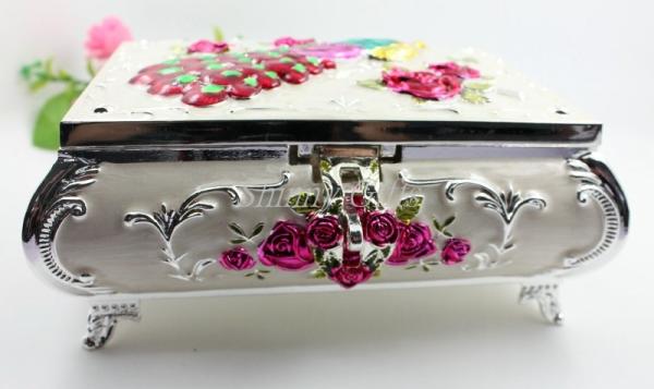 Shinny Gifts European Princess Metal Jewelry Box Medium Zinc Alloy Embossed Rose Pattern