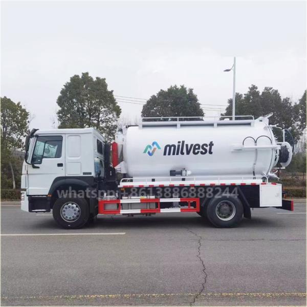 SINOTRUCK 14000   Liters  Sewage Suction Truck With 226 hp      High-pressure Cleaning Truck