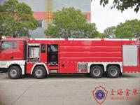 Camion de pompiers résistant de bateau-citerne de mousse d'entraînement 8x4 avec des sièges de la pièce six d'équipage de Separete