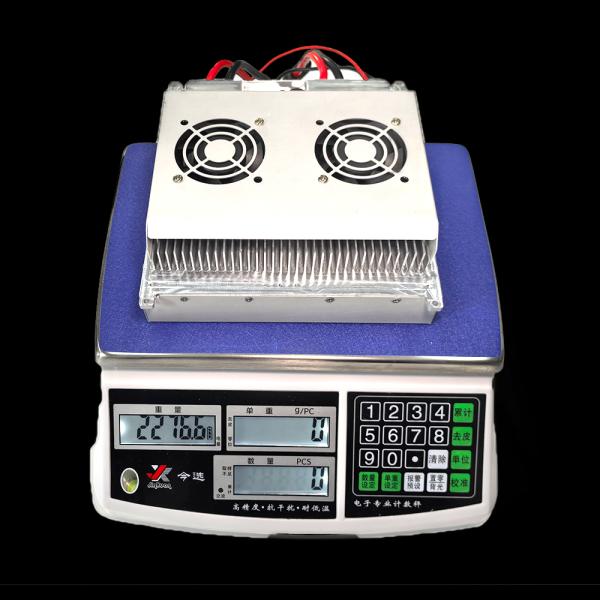 Alimentation embarquée pour drone captif haute performance 2300 grammes WF-1000S60-8K