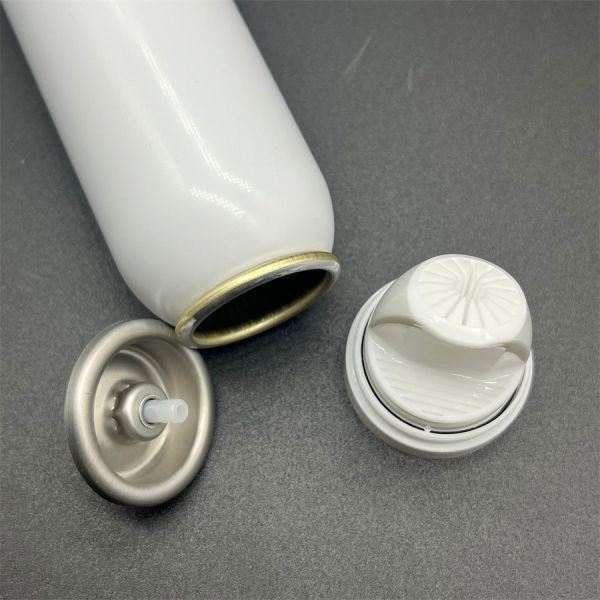 Secure Travel-Friendly Hair Mousse Dispensing Nozzle for Frequent Travelers and Gym-Goers with 360-Degree Locking Cap