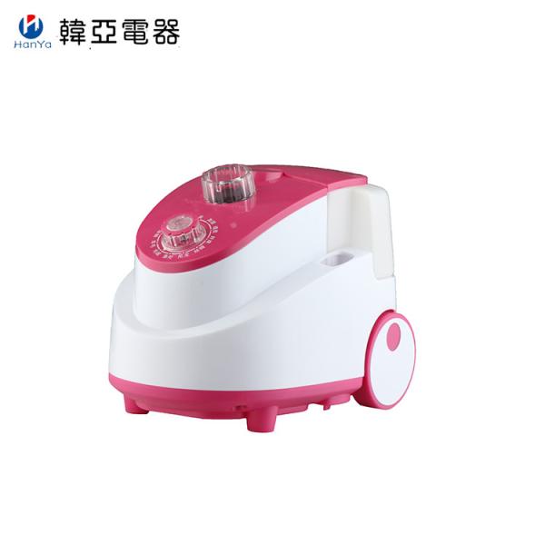Compact Handheld Fabric Steamer , Travel Clothes SteamerWith Fabric Brushes