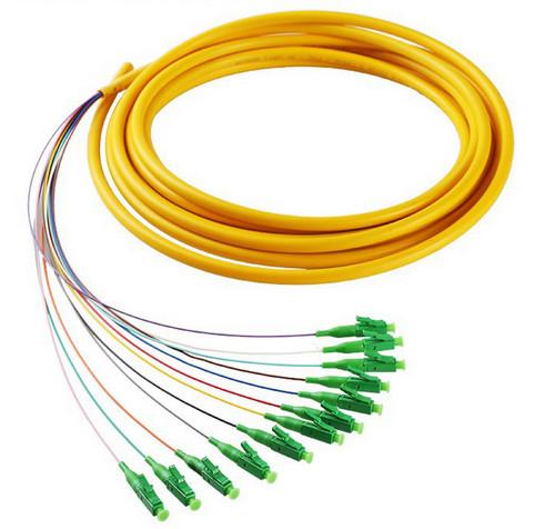High reflection loss with APC MPO - FC Fiber Optic Patch Cord, 15kg anti-tensile force