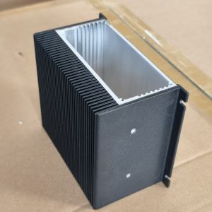 Black Powder Coating Extruded Aluminum Radiator For Power Supplies