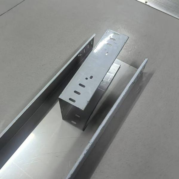 Durability Wall Mounted Stainless Steel Cable Tray Non Combustible Fire Resistance Support System