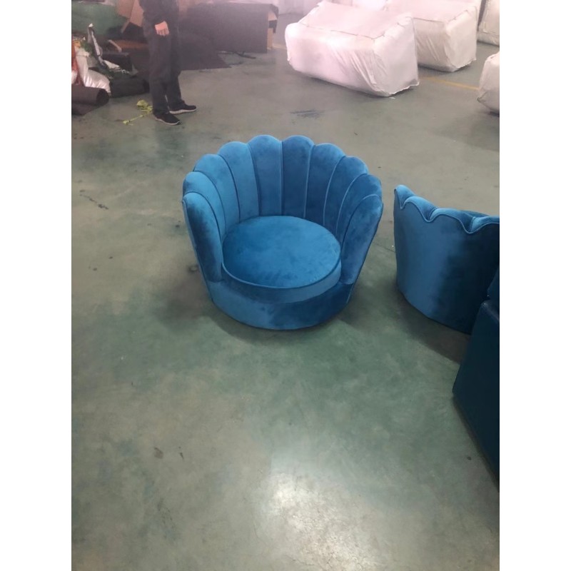 Modern Living Room Furniture Armchair Pink Velvet Upholstery Shell Sofa Chair With Gold Legs