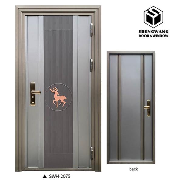 Puerta de entrada de la villa de estilo swing fácil para vivir con un ambiente amigable