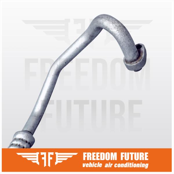 5M5H19N602AC Manguera de succión de aire acondicionado para coche Ford C-MAX II Focus 1.8L Compatible con 04-09
