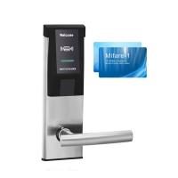 O padrão americano entalha um encaixe em fechamentos eletrônicos do hotel com o cartão esperto do RFID e chave mecânica