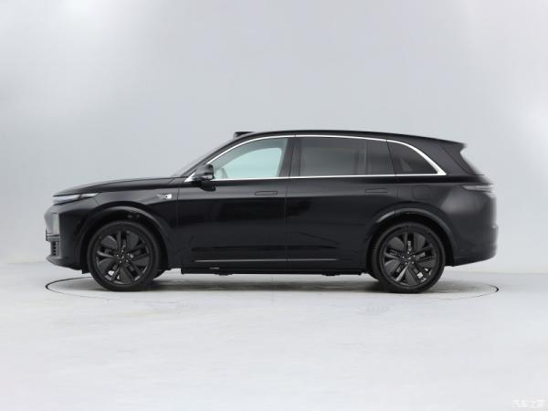 Top EV Cars LI L7  2023 Max EREV Medium and large SUV Extended range 154 Hp